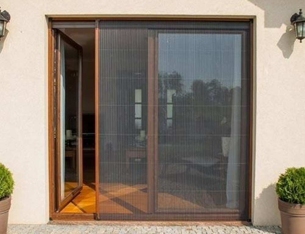 Mosquito Netting Installation Services Miami | Porch & Lanai Screens Professional installation of durable mesh mosquito netting on a porch or lanai by Runika.pro technicians in Miami